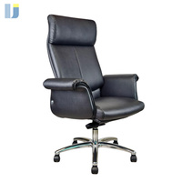 Chaise de bureau exécutive ergonomique moderne haut de gamme en cuir, dossier haut, hauteur réglable, structure en acier, mécanisme d'inclinaison aux genoux, pivotante