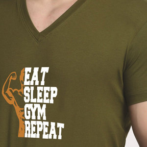 เสื้อยืดคอวีเนื้อผ้าบางเบา สัมผัสนุ่ม สวมใส่สบาย เหมาะสำหรับใช้ในชีวิตประจำวัน เสื้อยืดคอวีคุณภาพสูง - Product Image 6