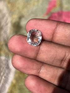 พลอยโทแพซธรรมชาติทรงคุชชั่นเจียระไน - Product Image 3