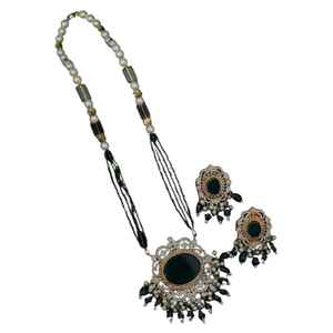 Ensemble de collier et boucles d'oreilles ethniques plaqués or, sertis de zircons, style Kundan, pour mariée, mariage et fiançailles, fabrication pakistanaise en gros - Product Image 1