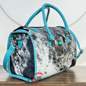 Sacs de voyage en cuir de vachette faits à la main de grande capacité, style western, avec concho en pierre turquoise, sacs à bandoulière et sacs de sport - Product Image 1