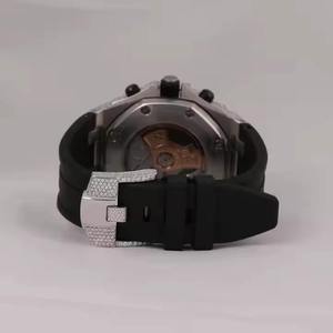 Reloj Cronógrafo de Lujo Personalizado con Diamantes Moissanite VVS para Hombre, Estilo Hip Hop, con Correa de Goma Negra y Subesferas - Product Image 2