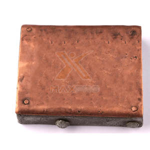 Vente en ligne – Boucles en fer robustes pour uniformes de cérémonie, faible MOQ - Product Image 3