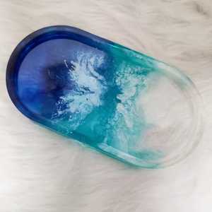 Luxury Ocean Wave Blue Ombre Resin Oval Jewelry Tray Decorative Trinket Dish <b>Makeup</b> Perfume Organizer for <b>Vanity</b> Table Decor - Product Image 1