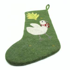 Calcetín Navideño de Lana Ecológica Hecho a Mano, Diseño Artesanal Tradicional Personalizado, Decoración Navideña de Alta Calidad - Product Image 6