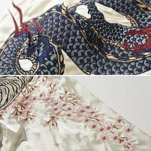 Veste de style chinois pour homme, noire, avec broderie de dragon et de tigre, manches en satin, fermeture éclair - Product Image 4