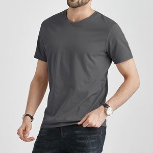 T-shirt Homme Manches Courtes 100% Coton Tricoté 180 Grammes Séchage Rapide Coupe Classique Uni Impression Logo Personnalisé Style Décontracté Vente en Gros - Product Image 6