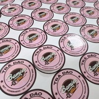 Etiquetas y Logotipos Personalizados - Transparentes, Impermeables, Adhesivo Fuerte, Fabricante OEM de Vietnam, Proveedor de Fábrica con Opciones de Calcomanías