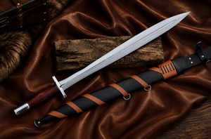 Espadas LEGACY BLADES, Réplica de Espada Hecha a Mano en Acero Inoxidable, Funda de Cuero, Diseño Vertical Moderno, Coleccionable, Decorativa, para Montar en la Pared - Product Image 2