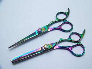 Tijeras Profesionales MACLURA Pakistan de Acero Inoxidable 4Cr13 de 6.5 Pulgadas para Salón, con Borde de Cuchilla, para Corte y Texturizado de Cabello (Para Diestros) - Product Image 6