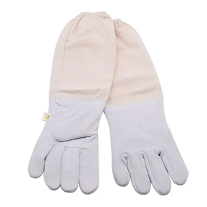 Gants professionnels pour l'apiculture |   Design texturé minimaliste et discret, tout noir |   Prix direct usine - Product Image 1