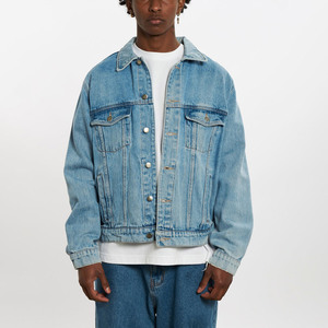 Chaqueta de invierno cómoda, transpirable y ligera, de la mejor calidad, en oferta, con botones, para hombre, estilo jeans, hecha en Pakistán. - Product Image 1