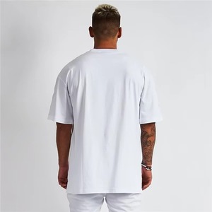 Camiseta Deportiva de Algodón para Hombre con Logotipo Personalizado, 180 Gramos, Impresión en Serigrafía, Algodón Elástico con Estampado - Product Image 4