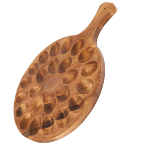 Plateau rond en bois pour œufs farcis avec poignée, planche de service écologique à prix avantageux - Product Image 6