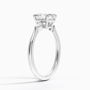 แหวน BOJ รุ่น 044 ทรง Asscher Cut เงินแท้ 925 ประดับเพชรเม็ดเล็ก Cometa สามเม็ด ชุบโรเดียม สำหรับงานแต่งงาน 2 กะรัต สี D ความสะอาด VVS1 มอยส์ซาไนต์ รับรองโดย GRA - Product Image 2