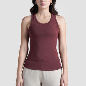 Camiseta sin mangas para mujer con logo personalizado, cuello ajustado y tejido acanalado, estilo básico. - Product Image 5