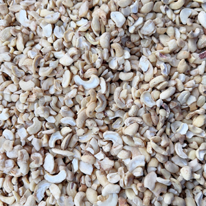 Wholesale Cheap <b>Nuts</b> <b>Kernels</b> Cashew <b>Nuts</b> Broken WS LP SP BB Cashew <b>Kernel</b> SANTIGO Customized Cutting Size - Product Image 1