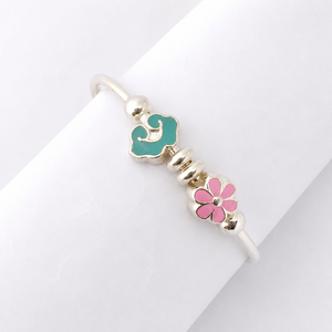 Pulsera Abierta de Plata de Ley 925 con Dijes de Flor y Caballito de Mar, Acabado Pulido, Joyería de Moda para Niñas, Uso Diario, Regalo, Fiesta - Product Image 2
