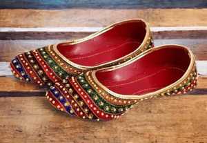 Handmade Ladies Khussa Embroidered Pumps Traditional Pakistani Flats Elegant Ethnic Wedding Footwear Wholesale OEM ODM - Product Image 4