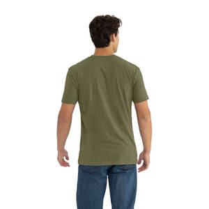 เสื้อยืดคอตตอน 100% ระบายอากาศได้ดี สัมผัสนุ่ม สำหรับงานออกแบบเอง สีเขียวมะกอก คอกลม รุ่นคลาสสิก จาก Level Apparel สำหรับทุกเพศ - Product Image 5