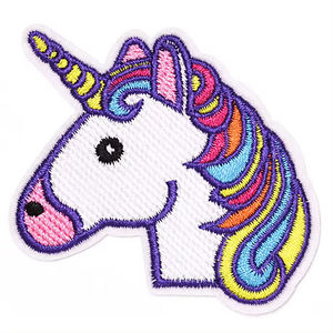 Patch brodé rectangulaire en tissu noir à coudre, nouveau style 2026, motif crâne et os croisés, OEM - Product Image 2