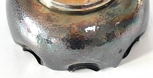 Cuenco Decorativo de Metal con Borde Ondulado Hecho a Mano, Acabado Antiguo, Centro de Mesa, en Color Bronce Antiguo y Latón con Ondas - Product Image 4