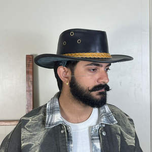 Sombrero Vaquero Occidental de Ala Ancha de Cuero Genuino Vintage de Calidad OEM 2026 con Banda Trenzada de Alta Calidad y Grabado de Moda para Unisex - Product Image 4