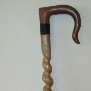 Bâton de marche élégant en bois, enrichi de résine et de bois, pour une apparence raffinée et une stabilité fiable - Product Image 1