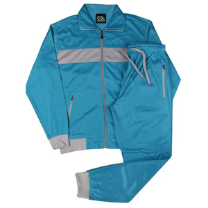 Traje Deportivo Personalizado de Invierno para Hombre, de Alta Calidad, Corte Ajustado, en Poliéster/Algodón, Precio de Mayoreo, FORTLEO INDUSTRIES - Product Image 3