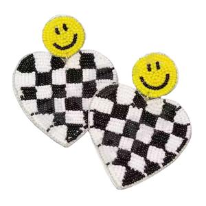 Pendientes de cuentas de corazón sonriente para mujer vintage patriótico naranja blanco azul para bodas o días conmemorativos - Product Image 1