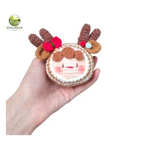 Jouets en peluche de Noël faits à la main au crochet, porte-clés Arbre de Noël, Bonhomme de neige, Père Noël, décoration de cadeau de vacances mignonne - Product Image 1