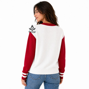 Suéter de punto para mujer con logotipo bordado de letras griegas Delta Sigma en acrílico rojo, venta al por mayor de regalia masónica herencia, personalizado - Product Image 3