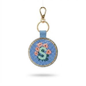 Colgante de bolso y llavero artesanal con diseño de rebanada de pizza bordada con peporones, accesorio divertido con temática de comida, venta al por mayor - Product Image 3