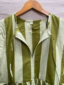 Premium Ladies Cotton <b>Dress</b> with Elegant <b>Pattern</b> Soft Material and Relaxed Fit for Everyday Wear Available for Sale - Product Image 3
