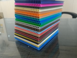 แผ่นพิมพ์พลาสติกเคลือบโคโรนากันน้ำวัสดุ PP มีความหนา2.0-12.0มม. - Product Image 1