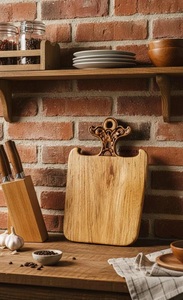 Tabla de cortar de madera de acacia refinada con asa tallada, construcción gruesa y lisa, duradera, apta para alimentos, bandeja de servir para cocina - Product Image 3