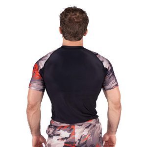 Wholesale Gym Wear <b>Compression</b> <b>Shirts</b> For Adults <b>Black</b> Color Half Sleeve Polyester Spandex Made Custom Logo Rash Guards - Product Image 2