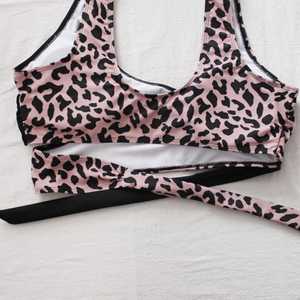 Women's Plus Size Bikini Set <b>Crossed</b> Halter <b>Top</b> Leopard Print High Waist Bottom Contrast Binding Spandex Polyester Stretch - Product Image 4