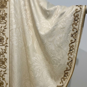Chasuble brodée en jacquard crème, vêtement de prêtre en polyester, costume d'église, personnalisation OEM - Product Image 5