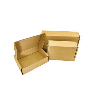 Cajas de papel de envío/correo de cartón corrugado de lámina de oro compensado con acabado mate respetuoso con el medio ambiente personalizable al por mayor disponibles para - Product Image 5
