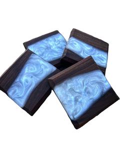 Ensemble de sous-verres en résine de belle qualité avec effet océan Dessous de verre en résine époxy carré rond décoratif par Craftsy Home - Product Image 1