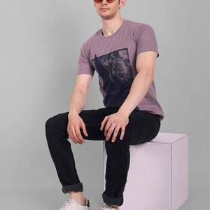 Camiseta Premium de Algodón para Hombre, Cuello Redondo, Manga Corta, Corte Regular, Transpirable, Lisa, Informal, Holgada, con Logotipo Personalizado, Venta al Por Mayor de Fábrica - Product Image 5