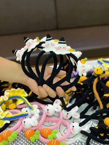 Serre-tête en crochet fait main, motifs fantômes, citrouilles et animaux mignons, accessoires capillaires pour festivals, cosplay et fêtes, OEM pour enfants et femmes - Product Image 1