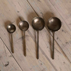Cuillère à mesurer en cuivre avec manche noir, lavage à la main uniquement, outil de mesure en métal pour la cuisine, cuillère à mesurer durable - Product Image 2