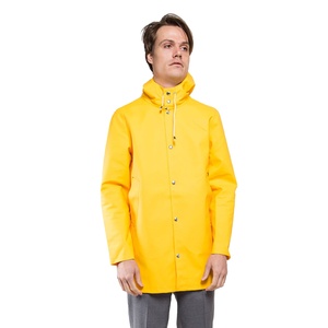 Veste imperméable longue jaune pour homme avec capuche, fermeture boutonnée, col montant, coupe régulière, couleur unie, idéale pour l'extérieur - Product Image 1
