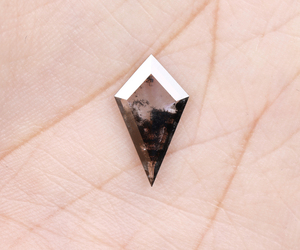 เพชรทรงคิทสีดำแบบพิเศษ 1.50 กะรัต เจาะด้วยเลเซอร์ เพชรเลี้ยงในห้องปฏิบัติการทรงคิทแบบเกลือพริกไทย สำหรับทำเครื่องประดับ - Product Image 6