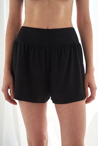 กางเกงขาสั้นกีฬาผู้หญิงแบบไร้ตะเข็บ ลายมัดย้อม ระบายอากาศ แห้งเร็ว เอวยางยืดสูง ยกกระชับสะโพก เหมาะสำหรับโยคะและออกกำลังกาย ขายส่ง - Product Image 6