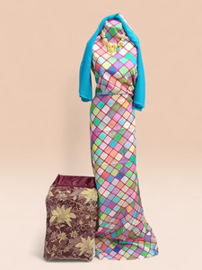 Conjunto completo Green Botanical German Swiss Dirac con chal negro |   Vestido Tradicional Somalí de Lujo para Mujer - Product Image 4