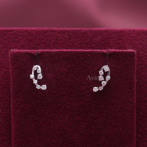Boucles d'oreilles clous ouvertes en diamant de laboratoire certifié IGI en or blanc/rose et or jaune 14 carats |   Boucles d'oreilles en diamant de créateur modernes - Product Image 1