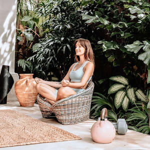 Chaise de méditation canapé rotin bois lotus plancher de yoga siège unique chaises en osier en gros fabriqué au Vietnam - Product Image 6